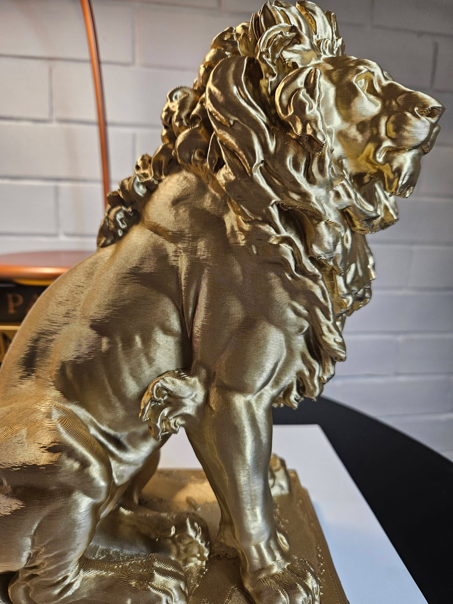 Vienna Lion Sculpture – 30cm
