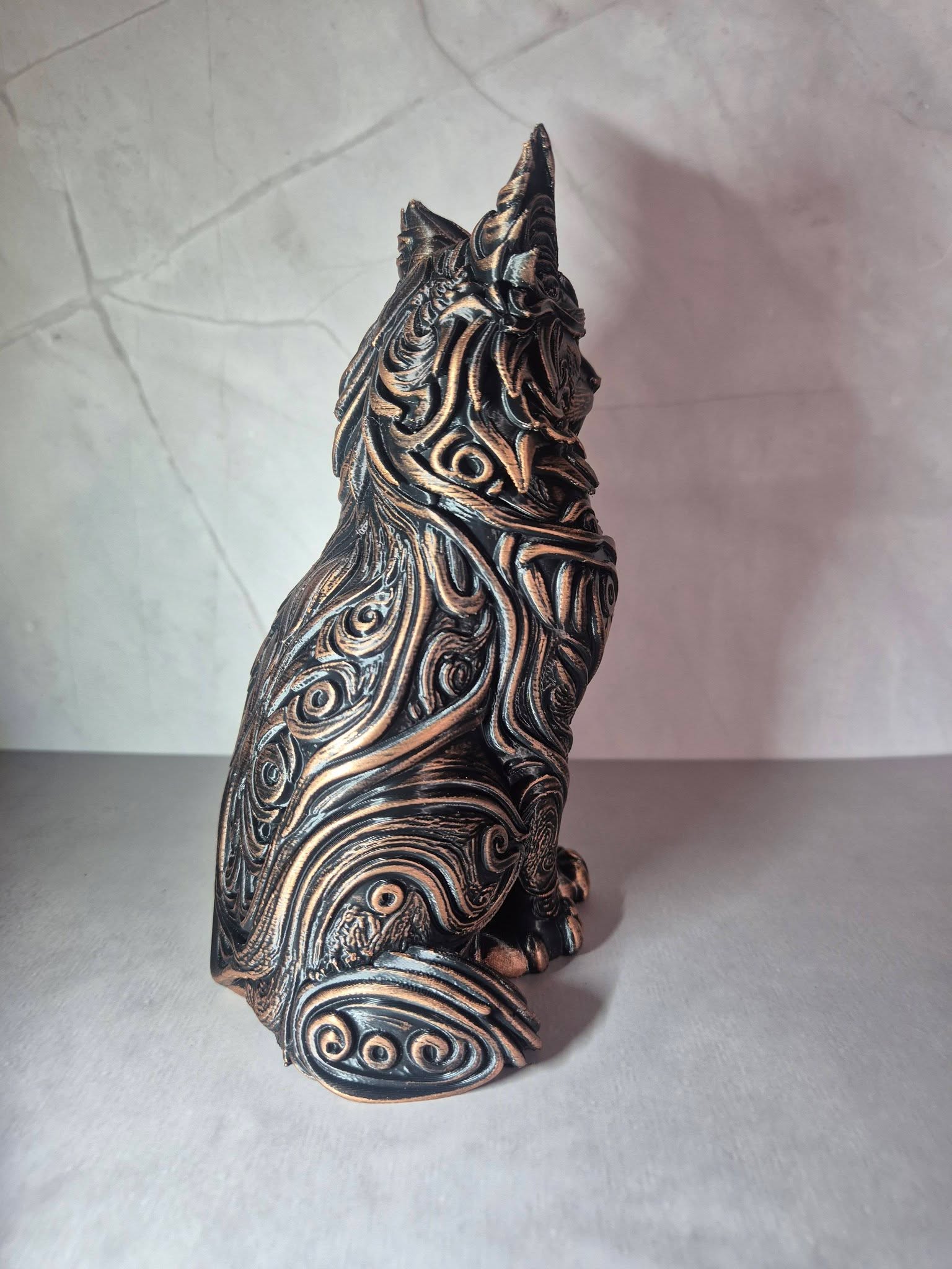 Ornate Maine Coon Cat Sculpture – 18cm