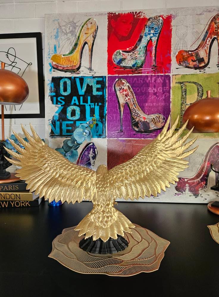 Sovereign Eagle Sculpture – 70cm Wingspan