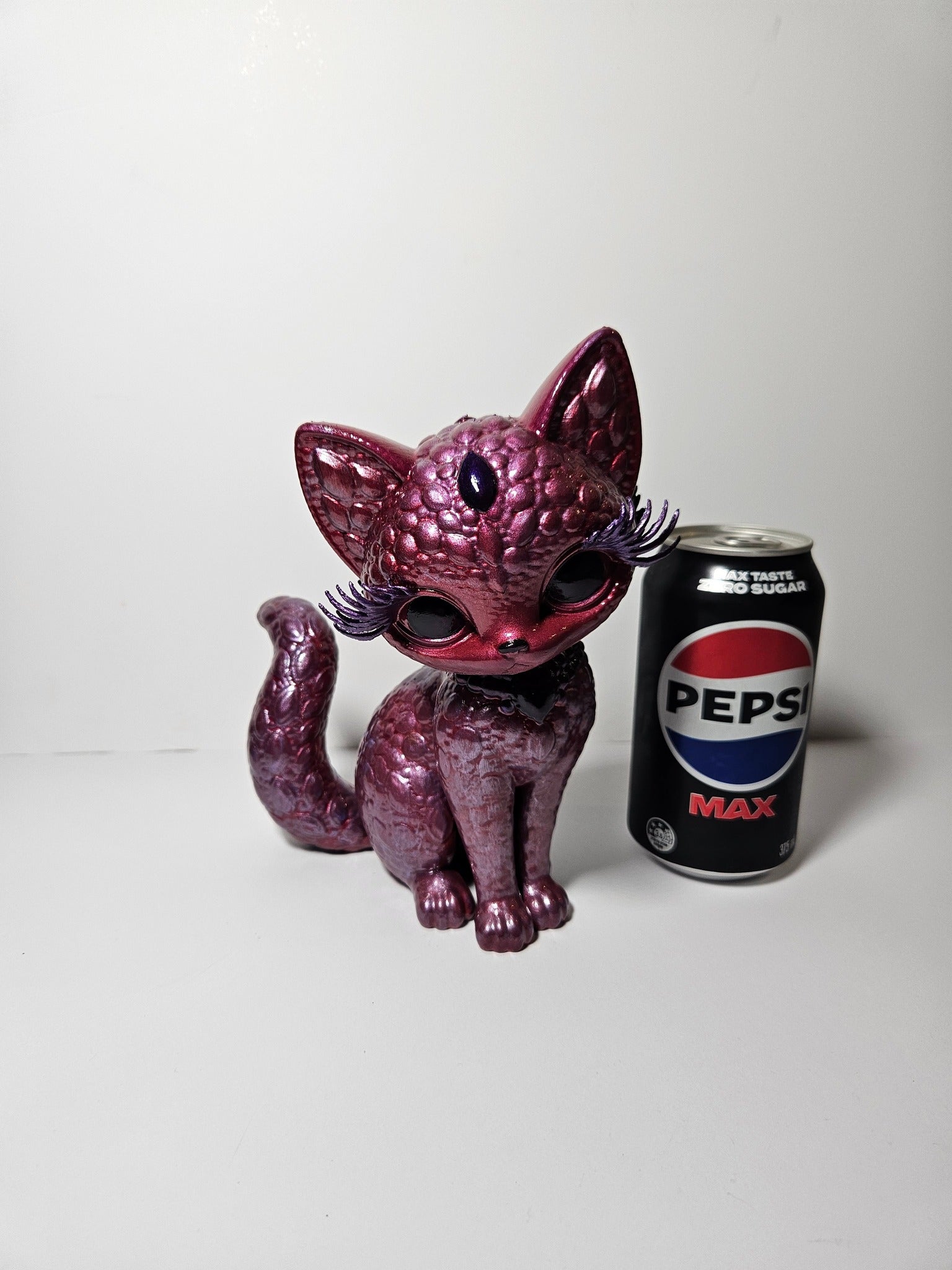 Luna’s Secret Cat Sculpture – 18cm