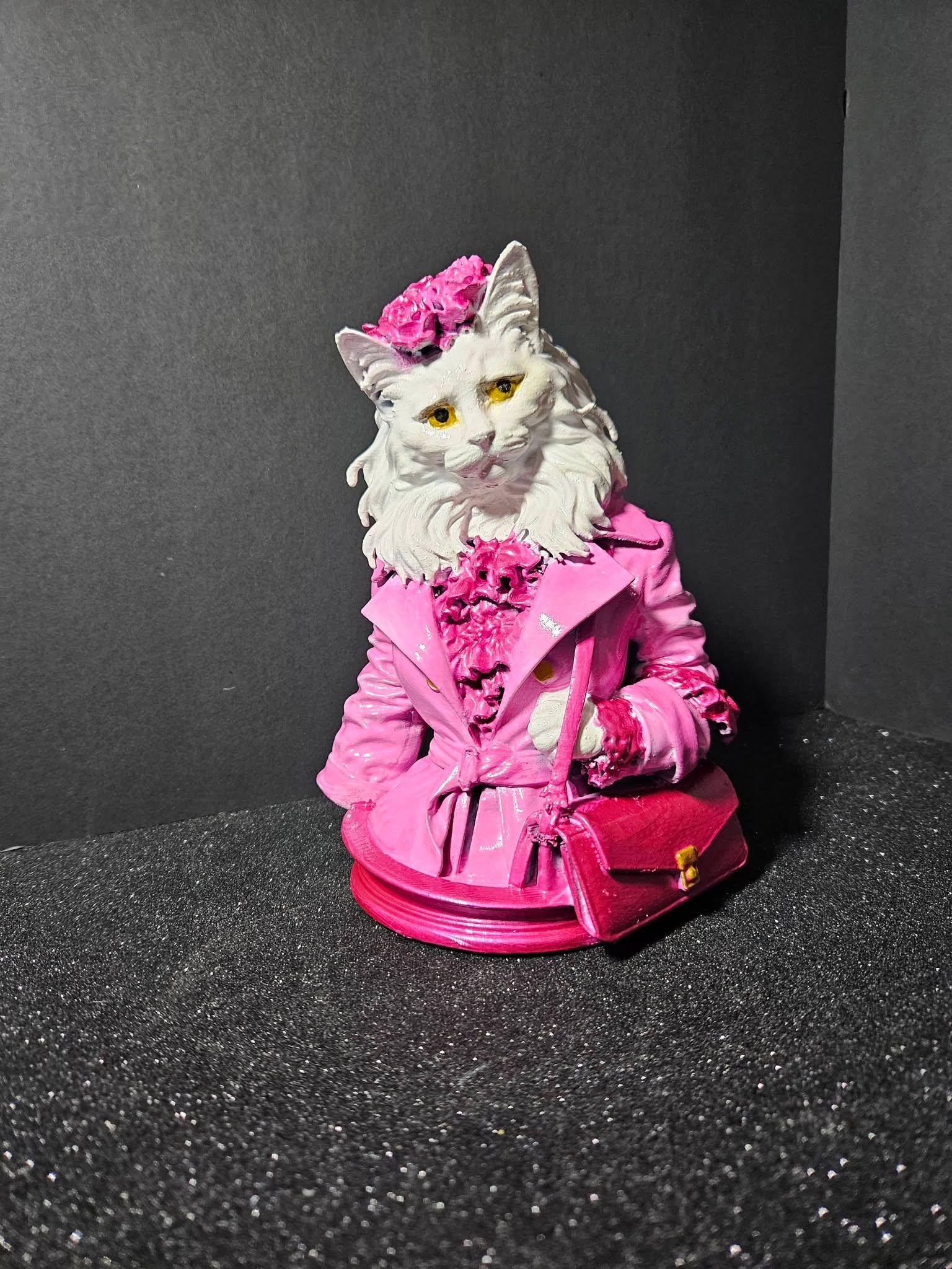 Designer Cat Sculpture – 20cm