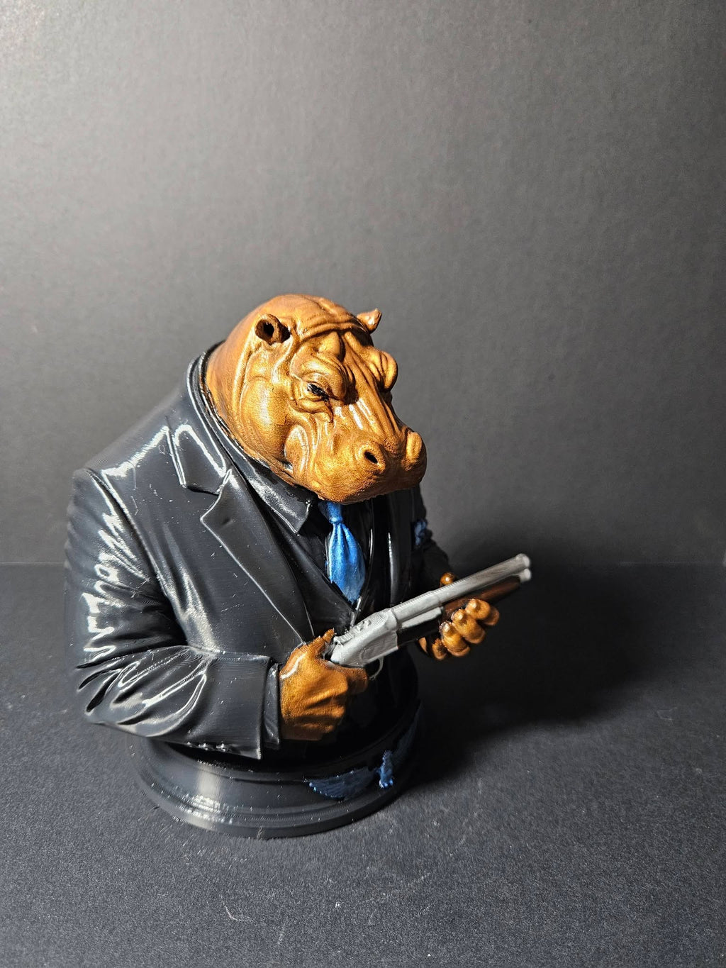 Hippo Boss Sculpture – 19cm