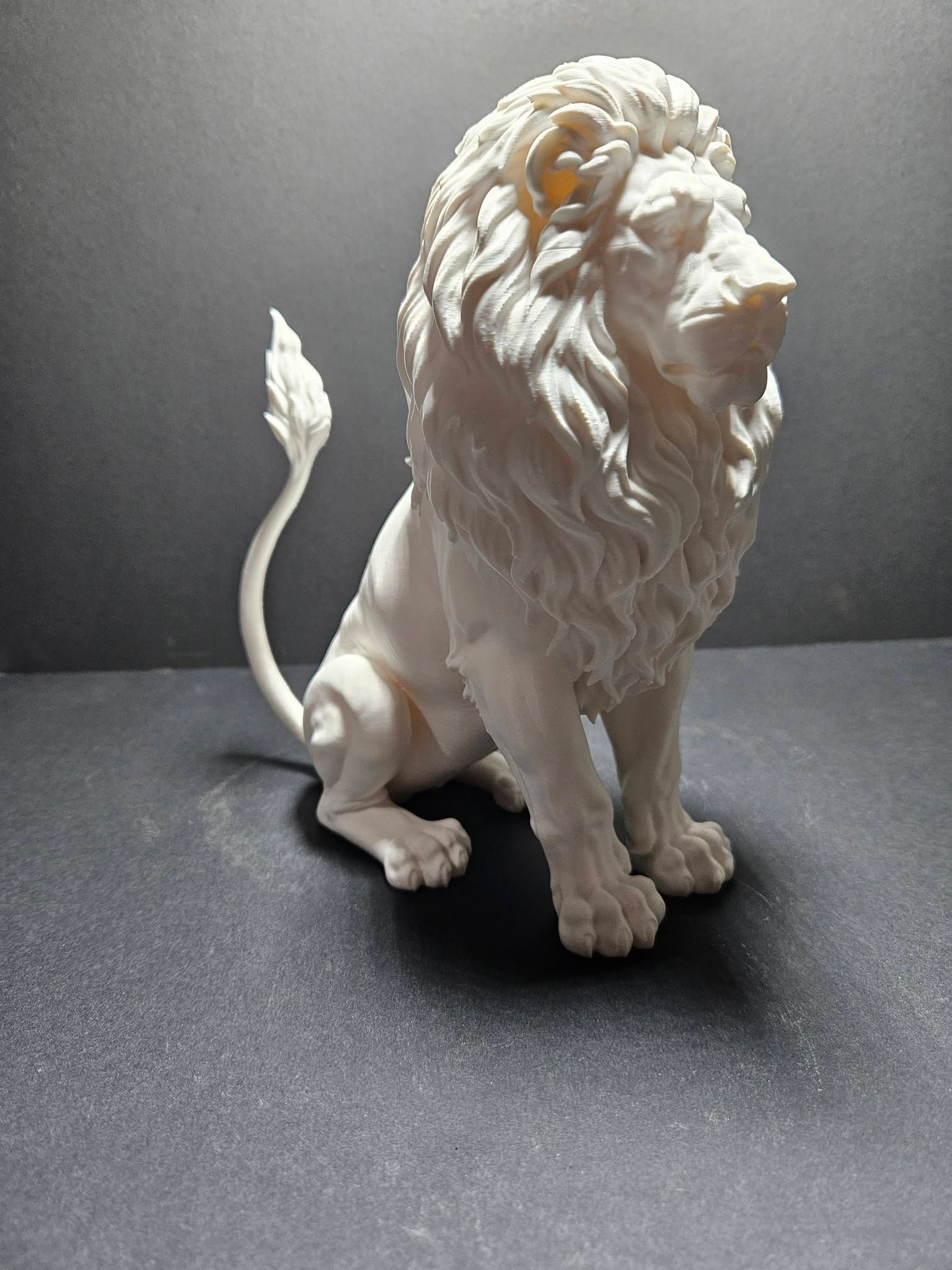 LUXE Lion Sculpture – 21cm