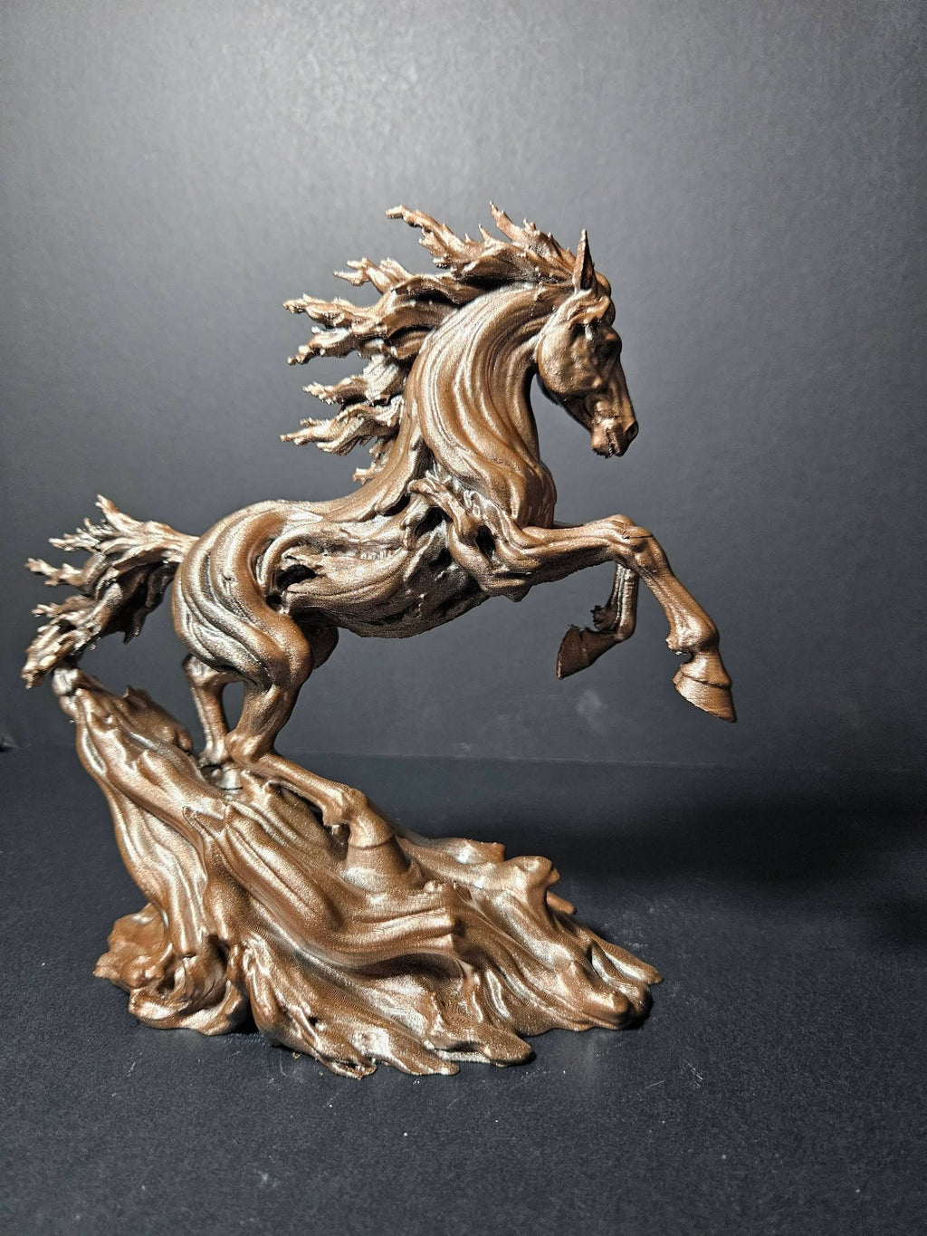 Driftwood Horse Sculpture – Metallic Rose