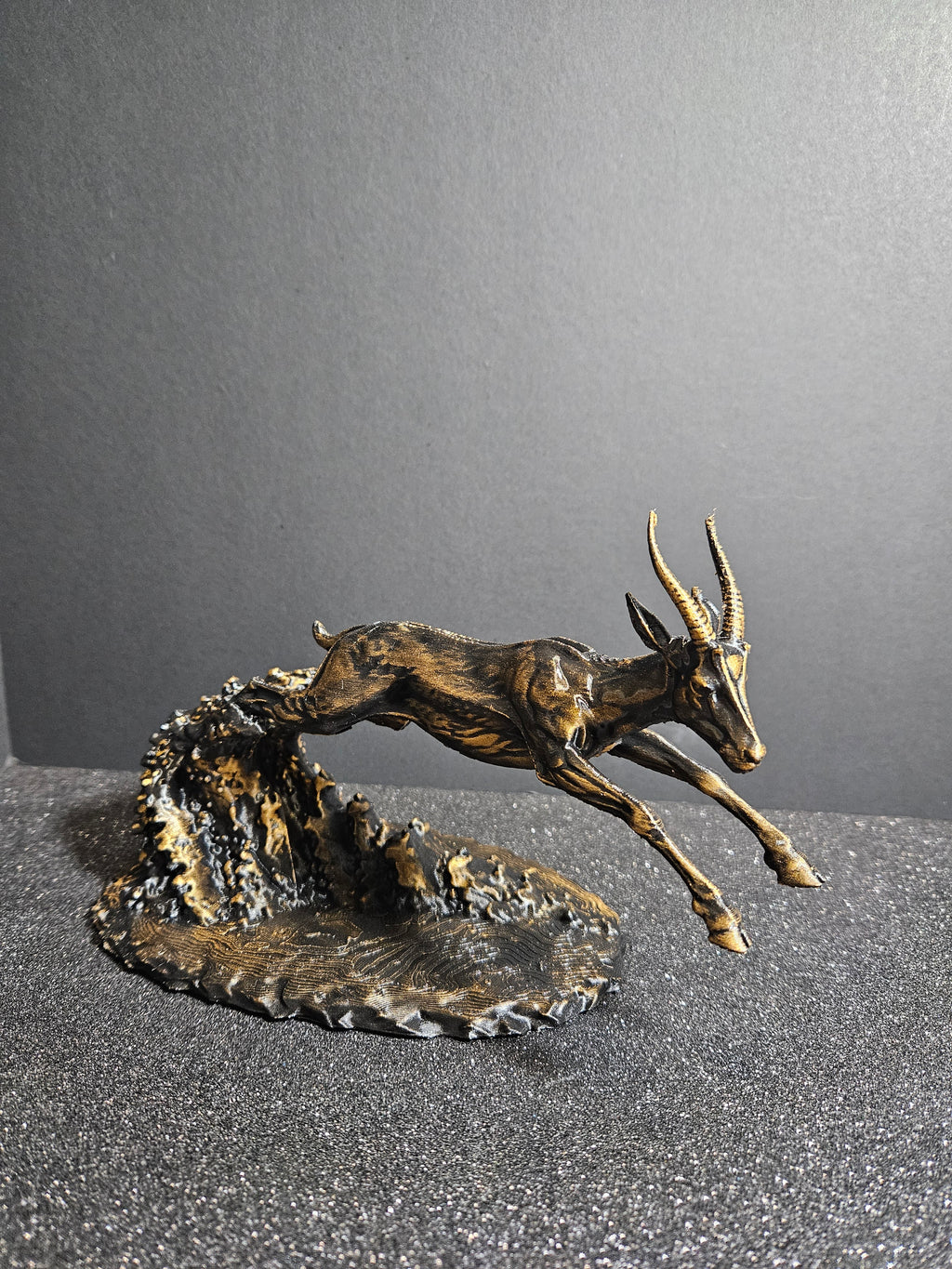 Gazelle – Flow Collection Sculpture