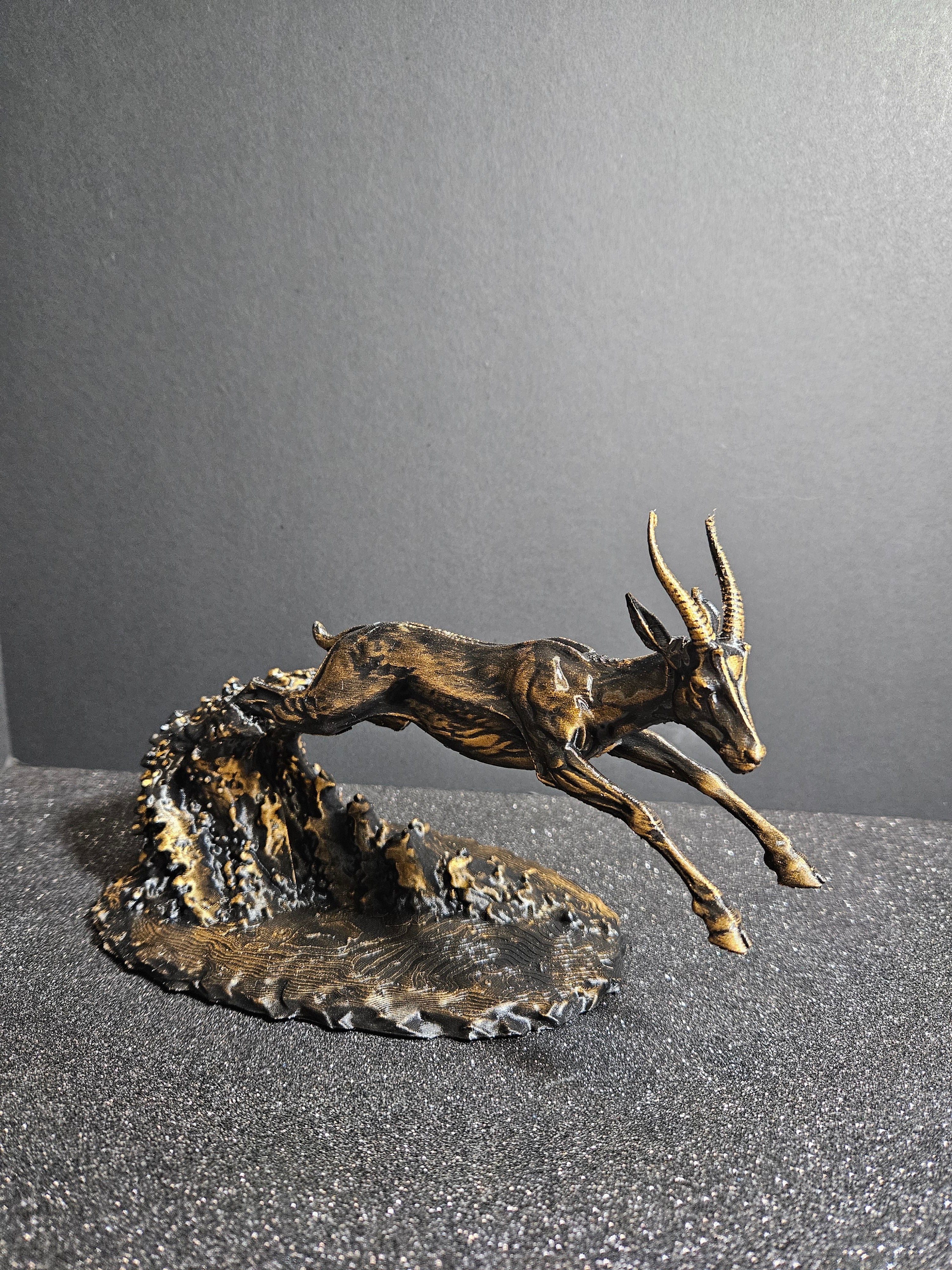 Gazelle – Flow Collection Sculpture