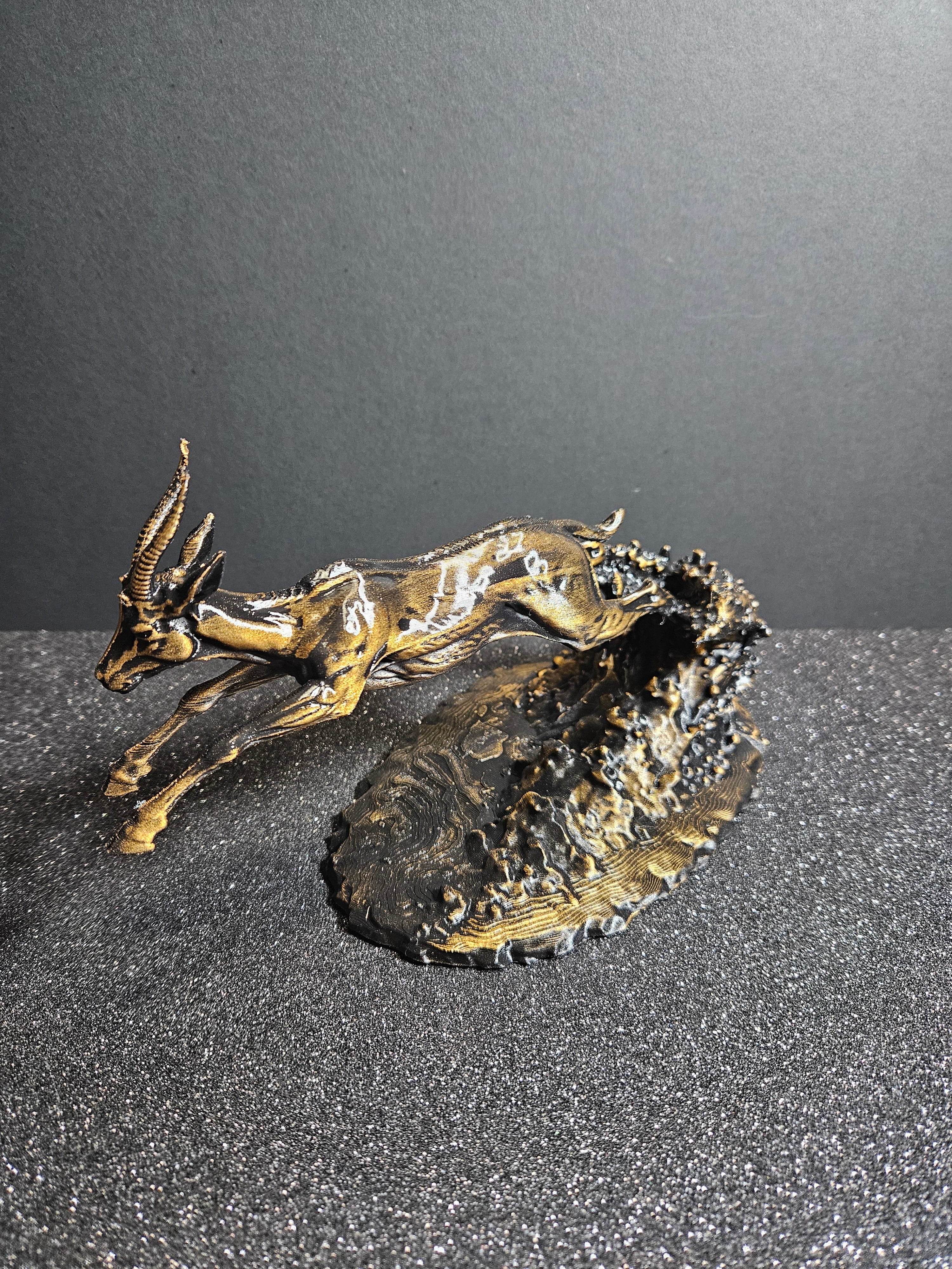 Gazelle – Flow Collection Sculpture