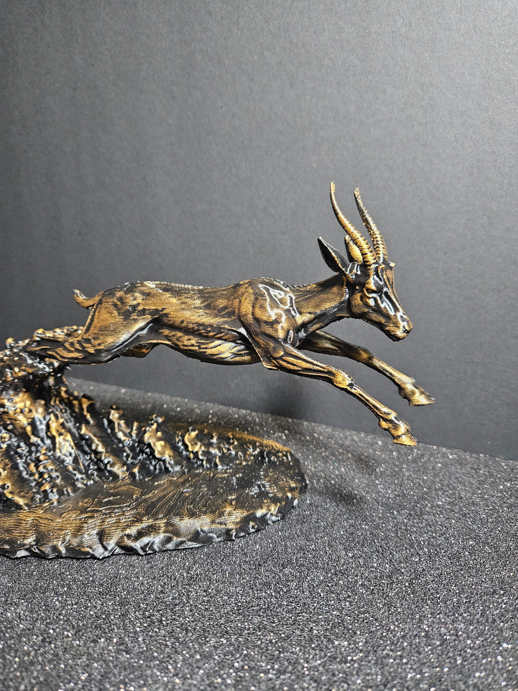 Gazelle – Flow Collection Sculpture
