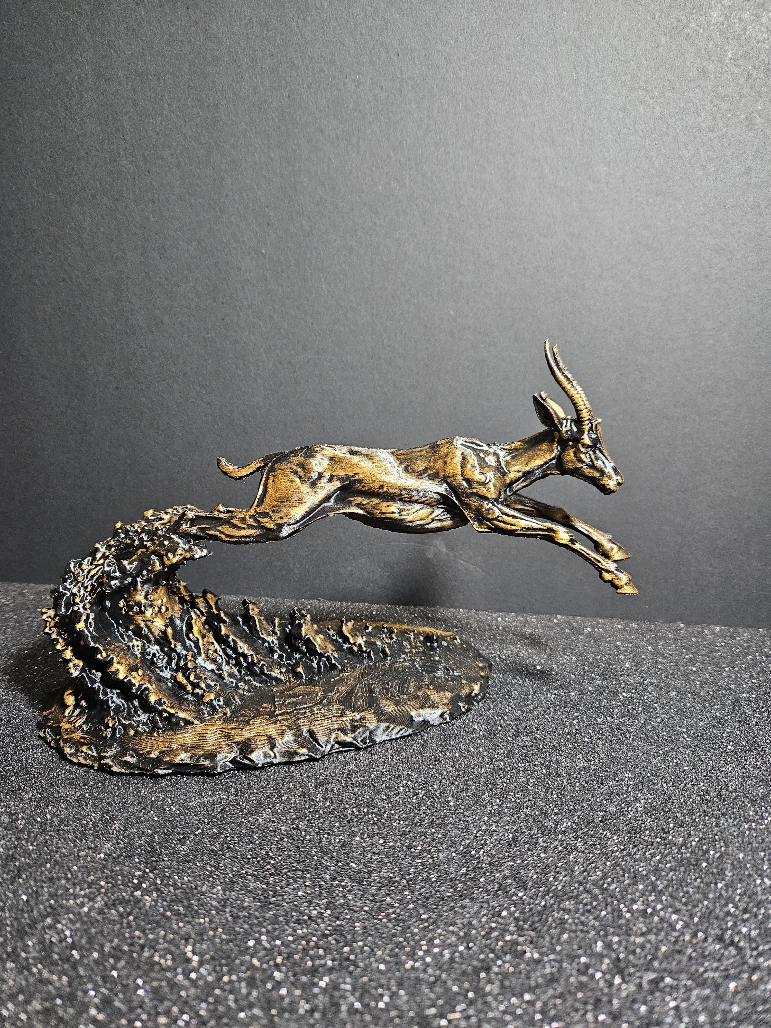 Gazelle – Flow Collection Sculpture