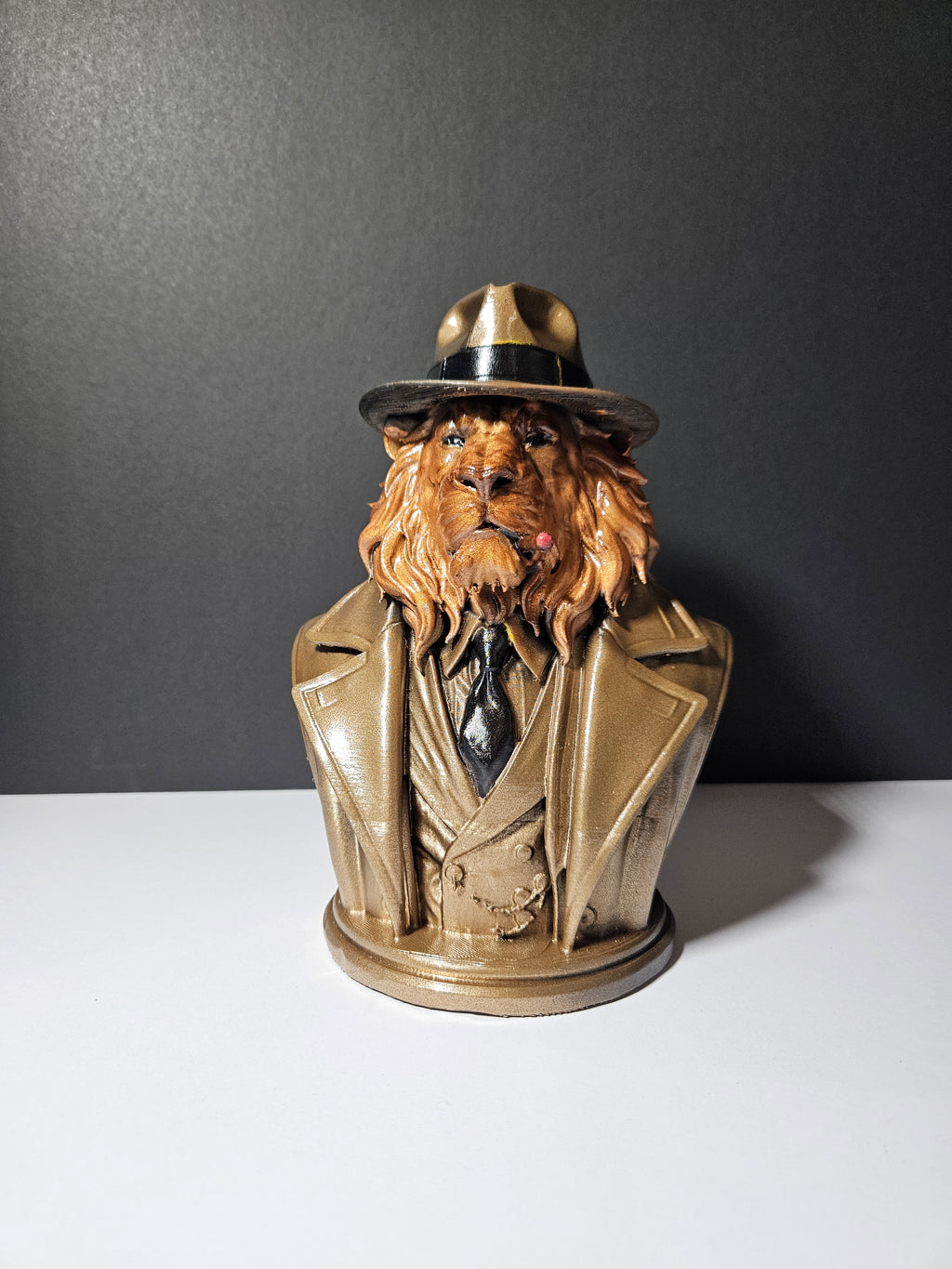 Lion Boss Sculpture – 20cm