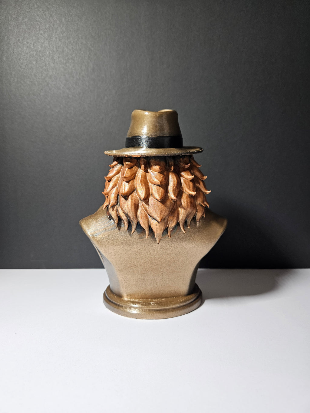 Lion Boss Sculpture – 20cm