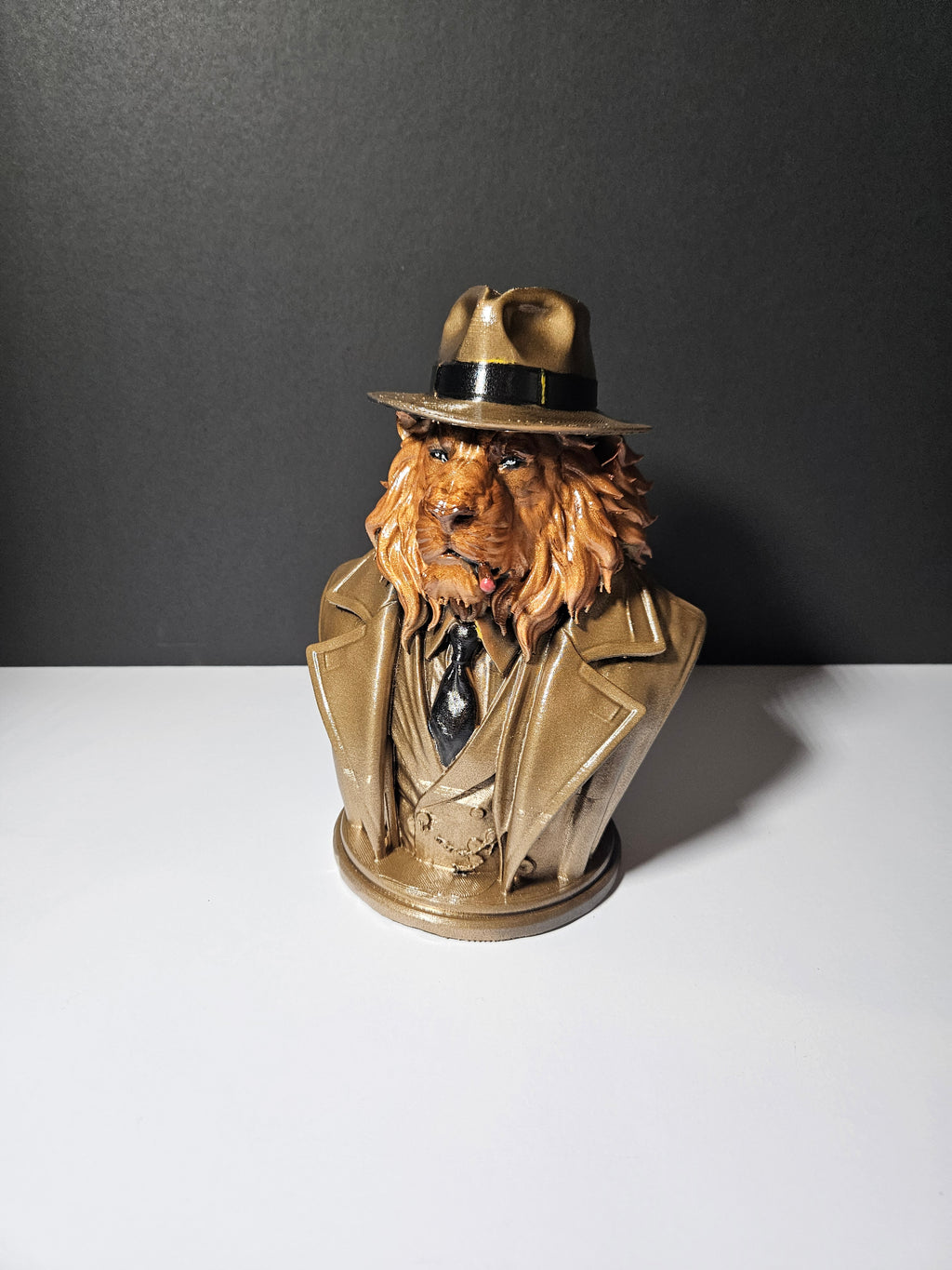Lion Boss Sculpture – 20cm