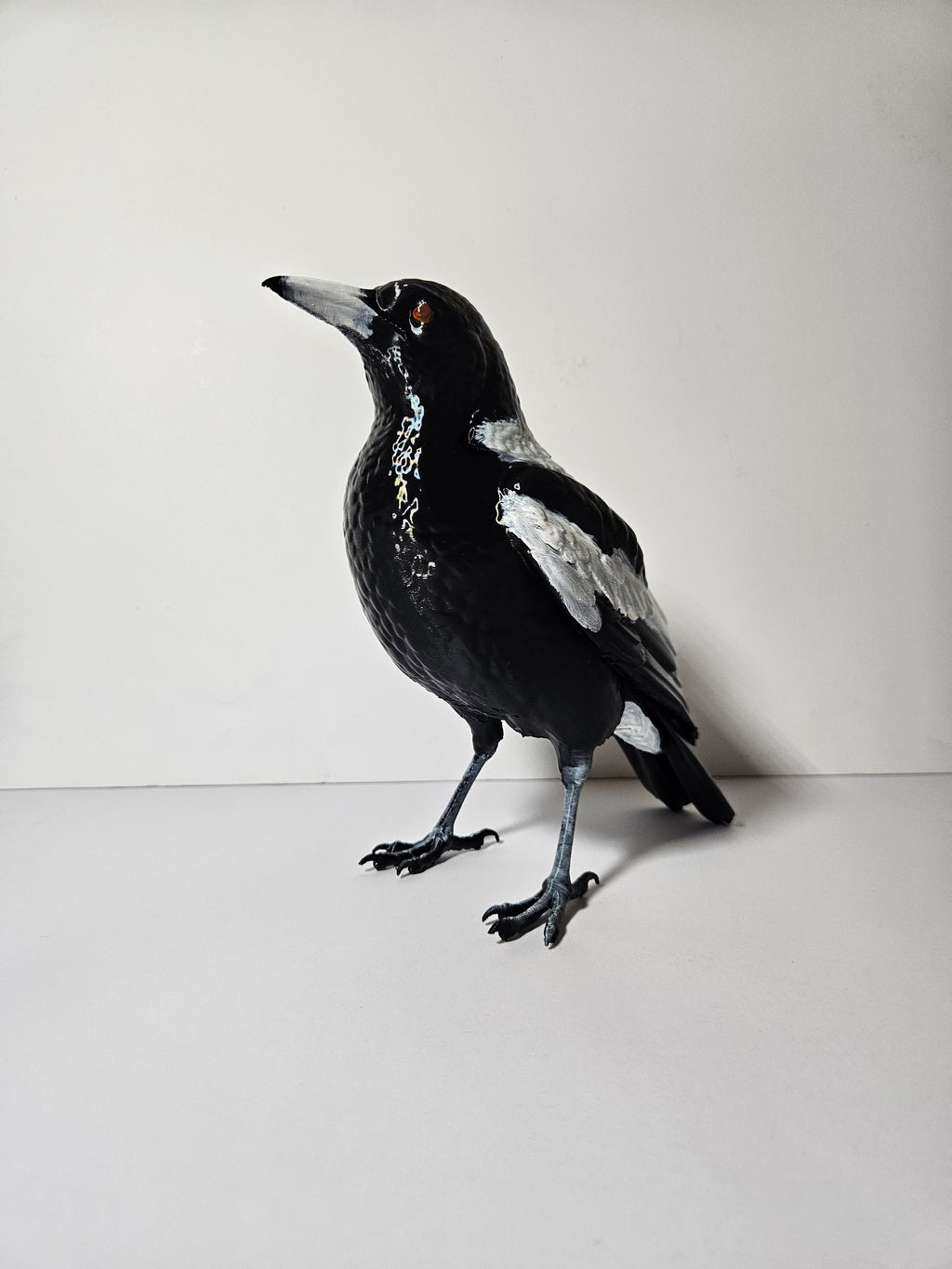 Australian Magpie – 22cm Bird Sculpture