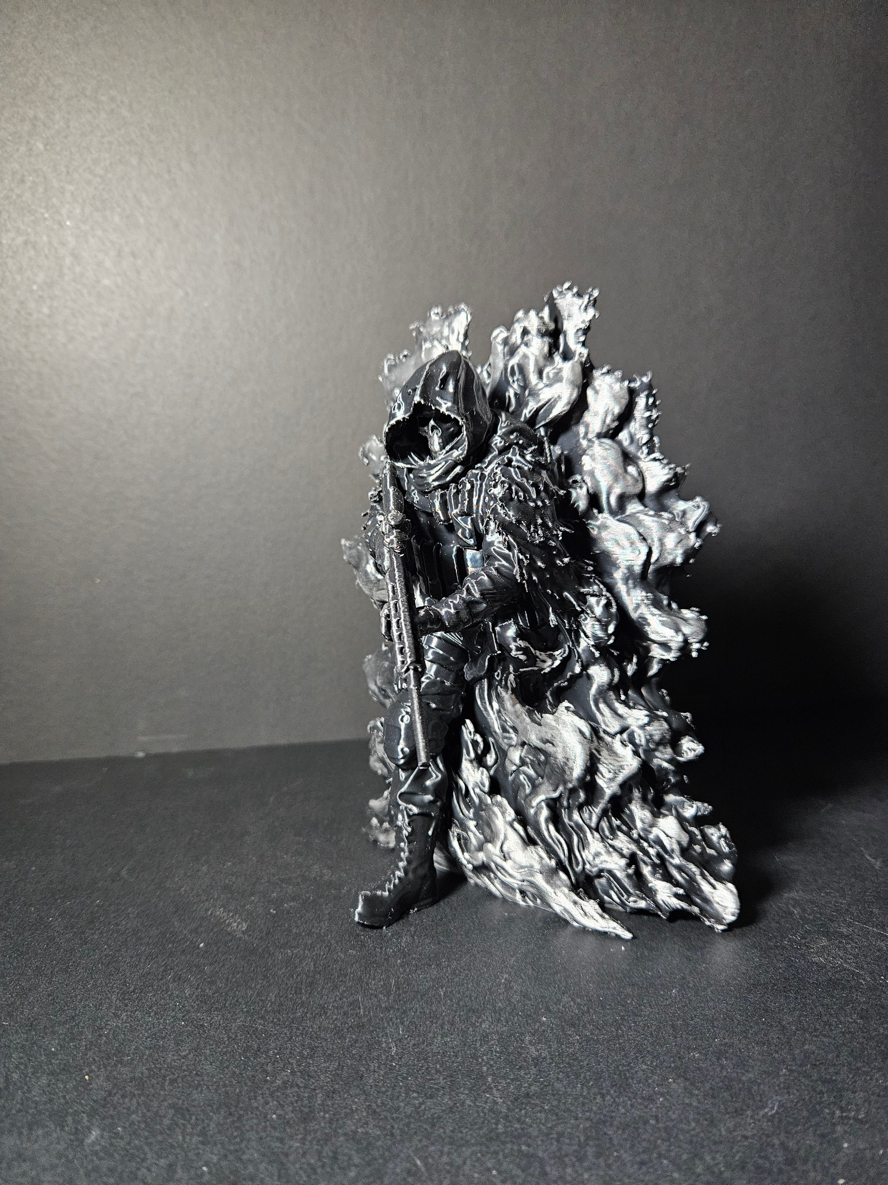 Special Ops Skull Hoodie Sculpture – 22cm