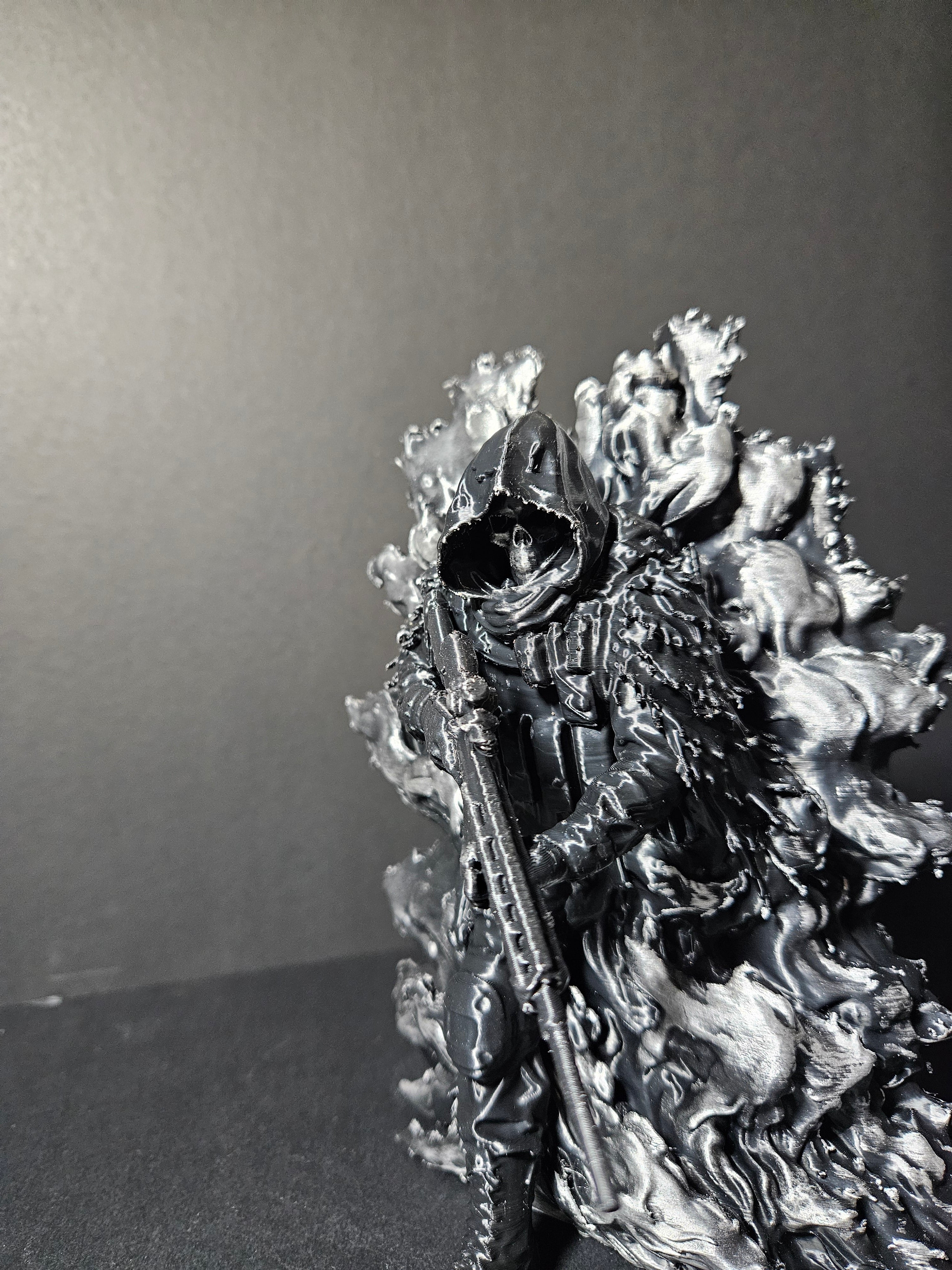 Special Ops Skull Hoodie Sculpture – 22cm