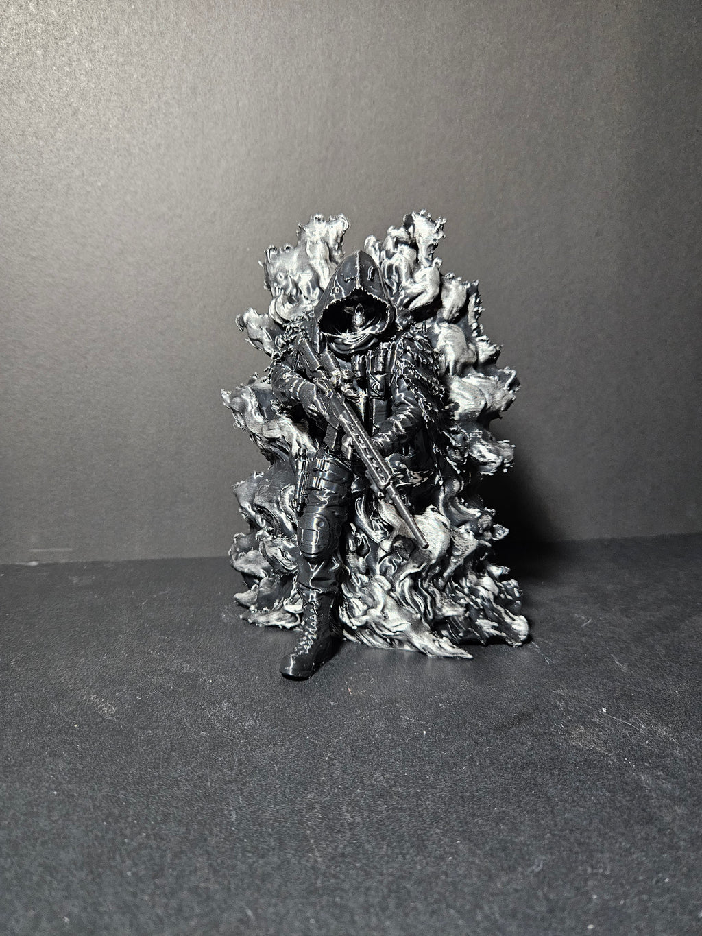 Special Ops Skull Hoodie Sculpture – 22cm
