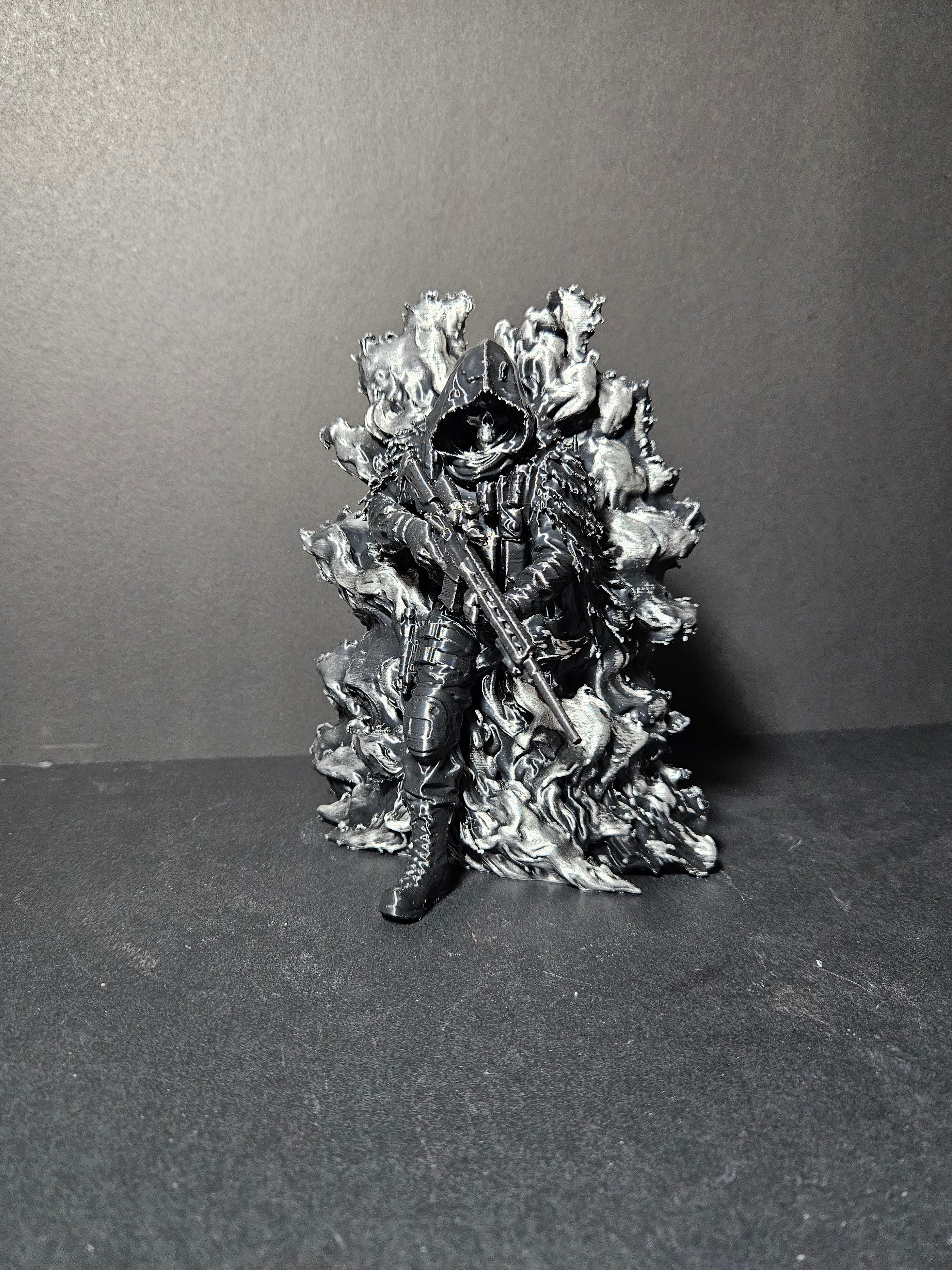 Special Ops Skull Hoodie Sculpture – 22cm