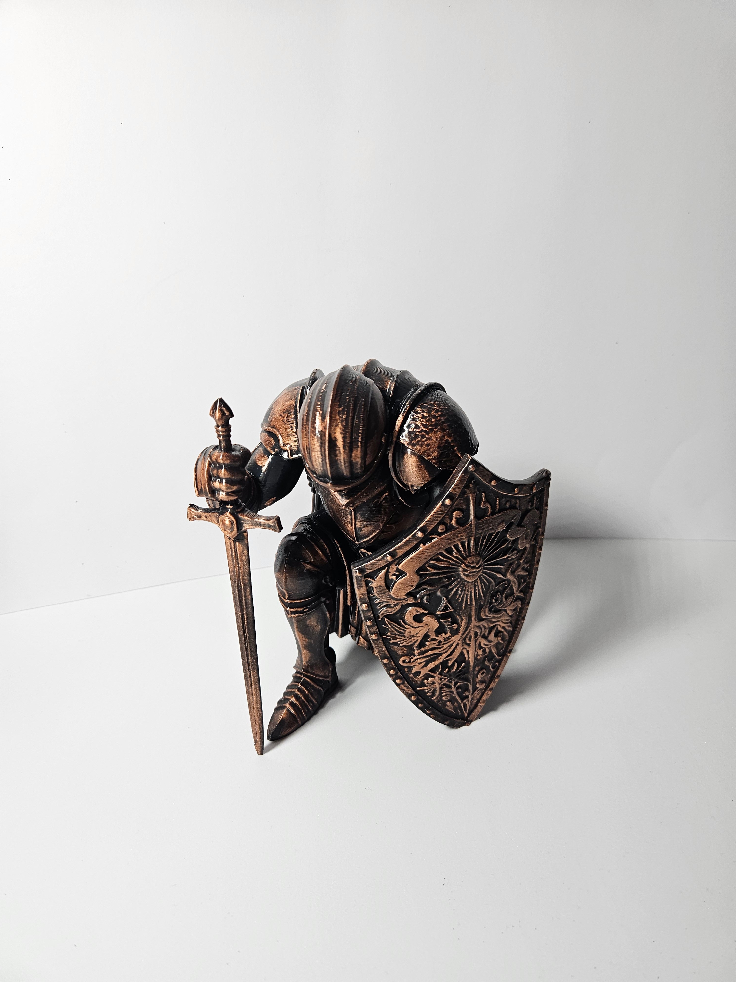NZ Warrior Sculpture – 20cm