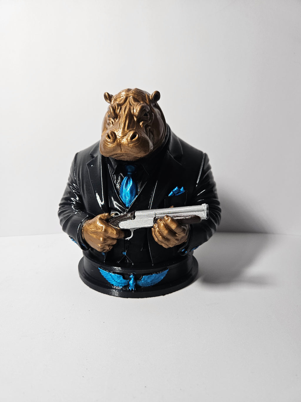 Hippo Boss Sculpture – 19cm