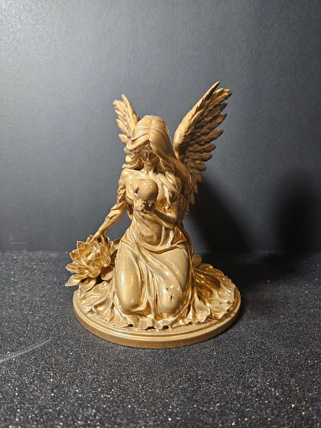 Mending Grace – Angel Sculpture