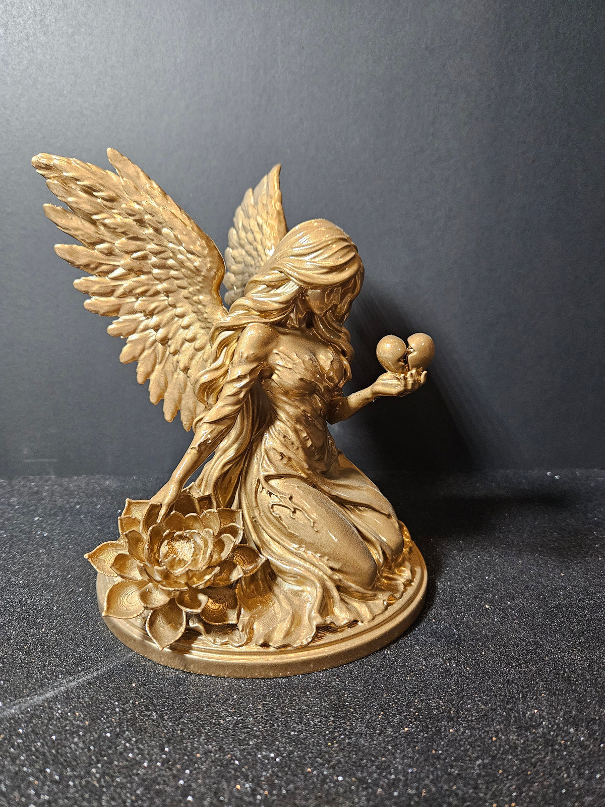 Mending Grace – Angel Sculpture