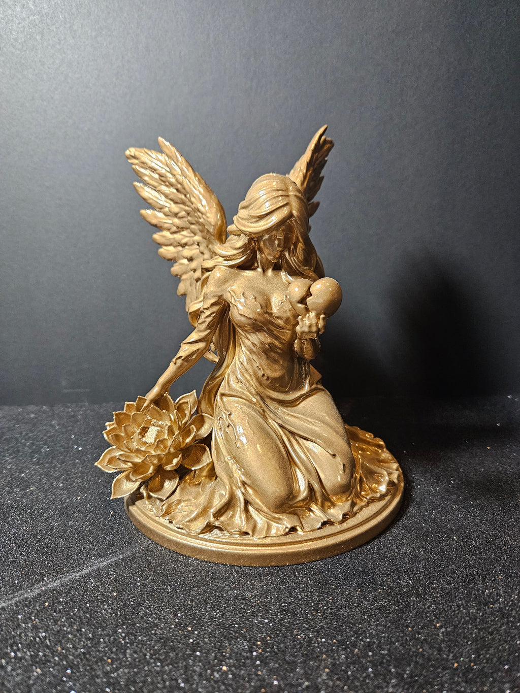 Mending Grace – Angel Sculpture