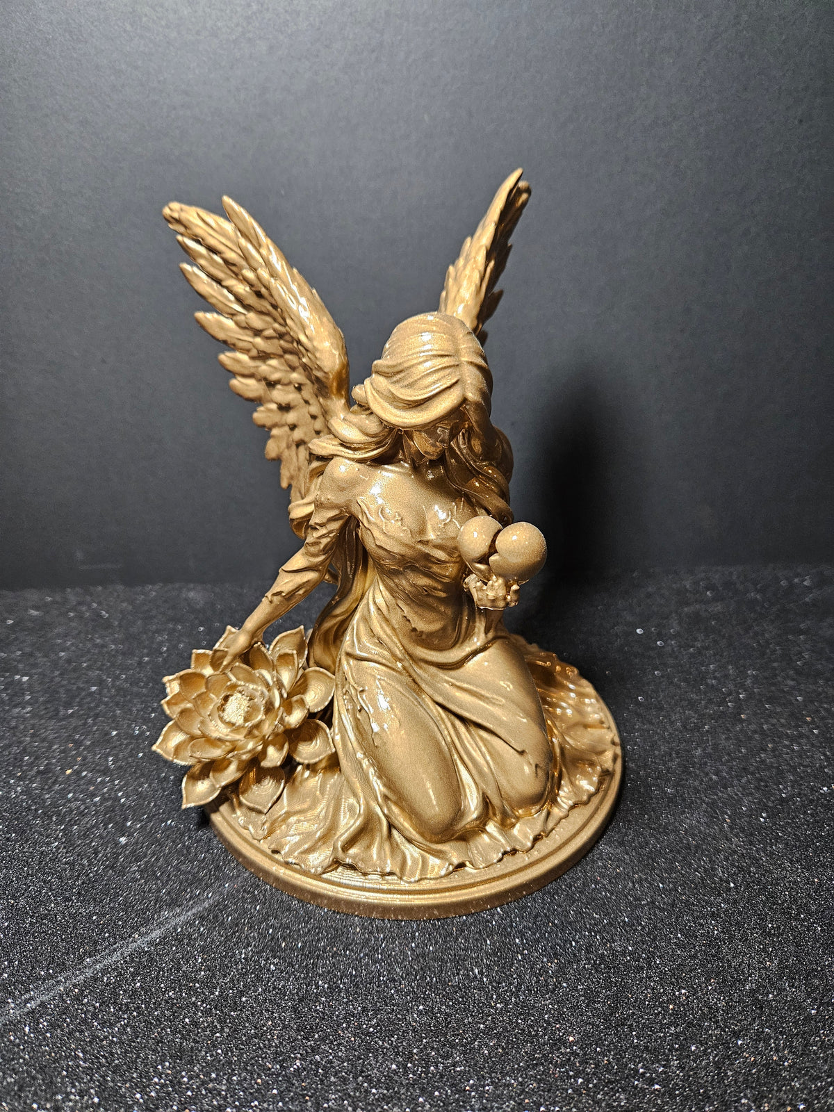 Mending Grace – Angel Sculpture