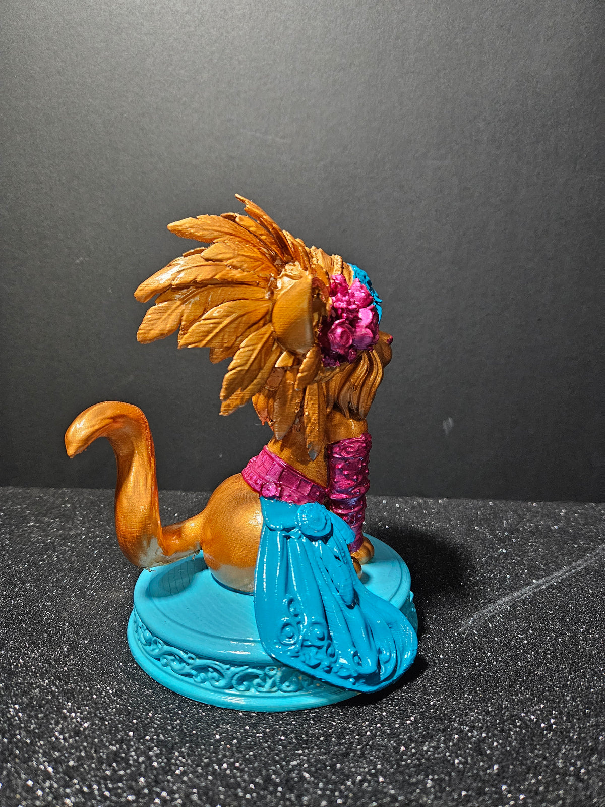 Cleo – The Cool Cat | 18cm Sculpture