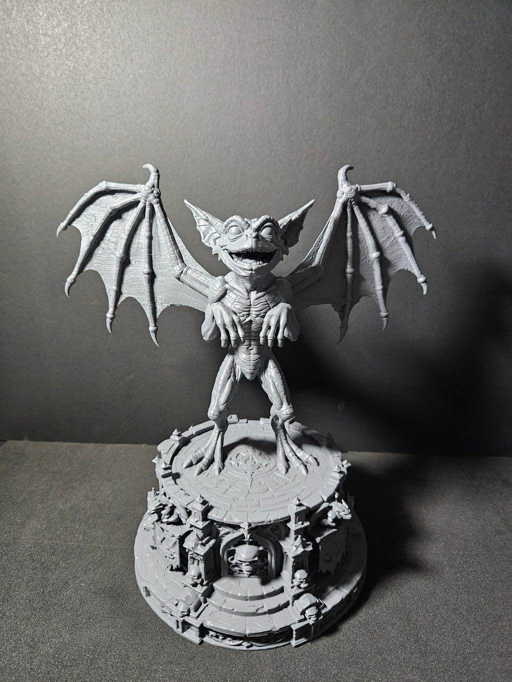 Gargoyle Gremlin 🦇 | Gothic Sculpture – 30cm