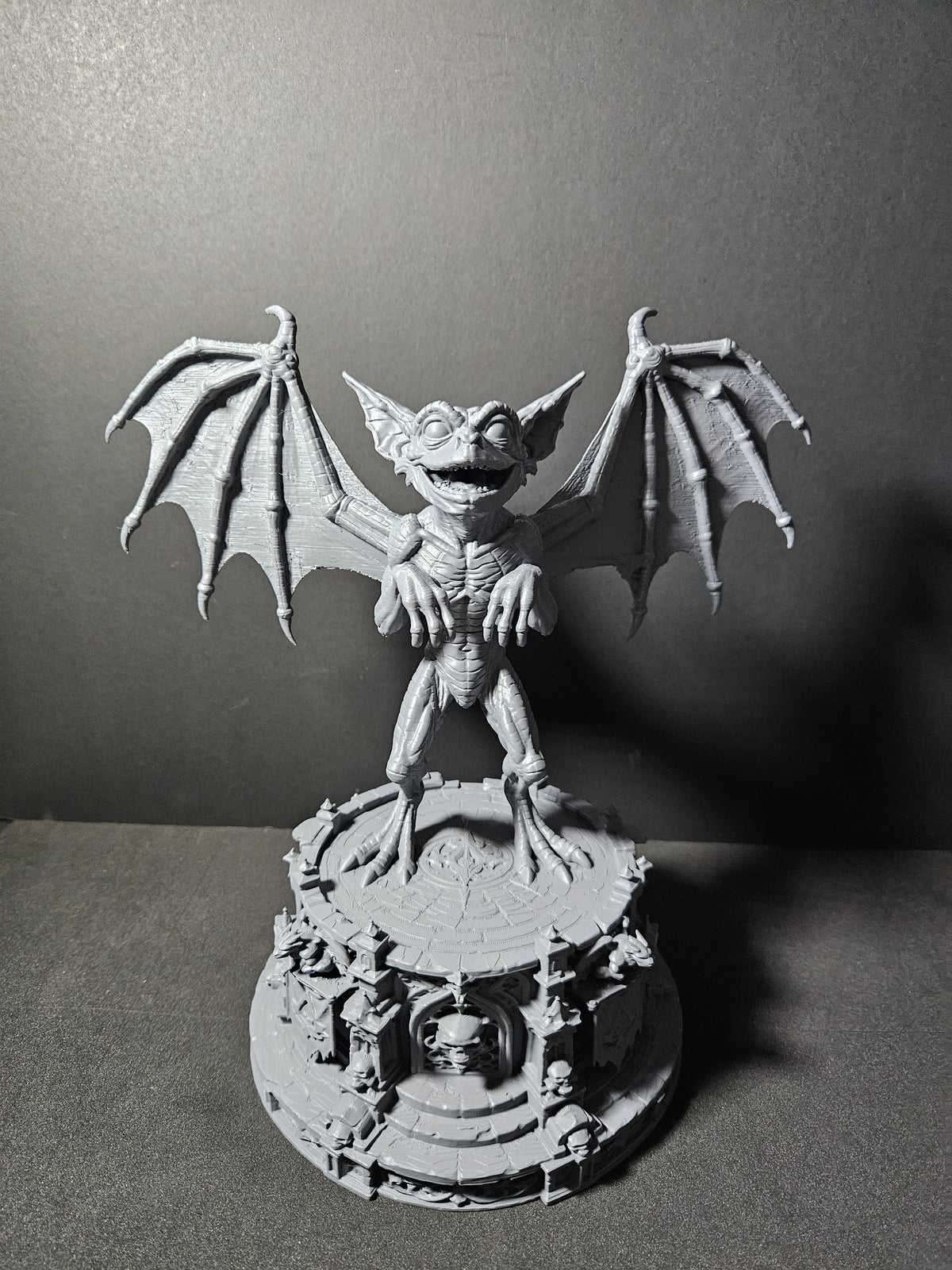 Gargoyle Gremlin 🦇 | Gothic Sculpture – 30cm