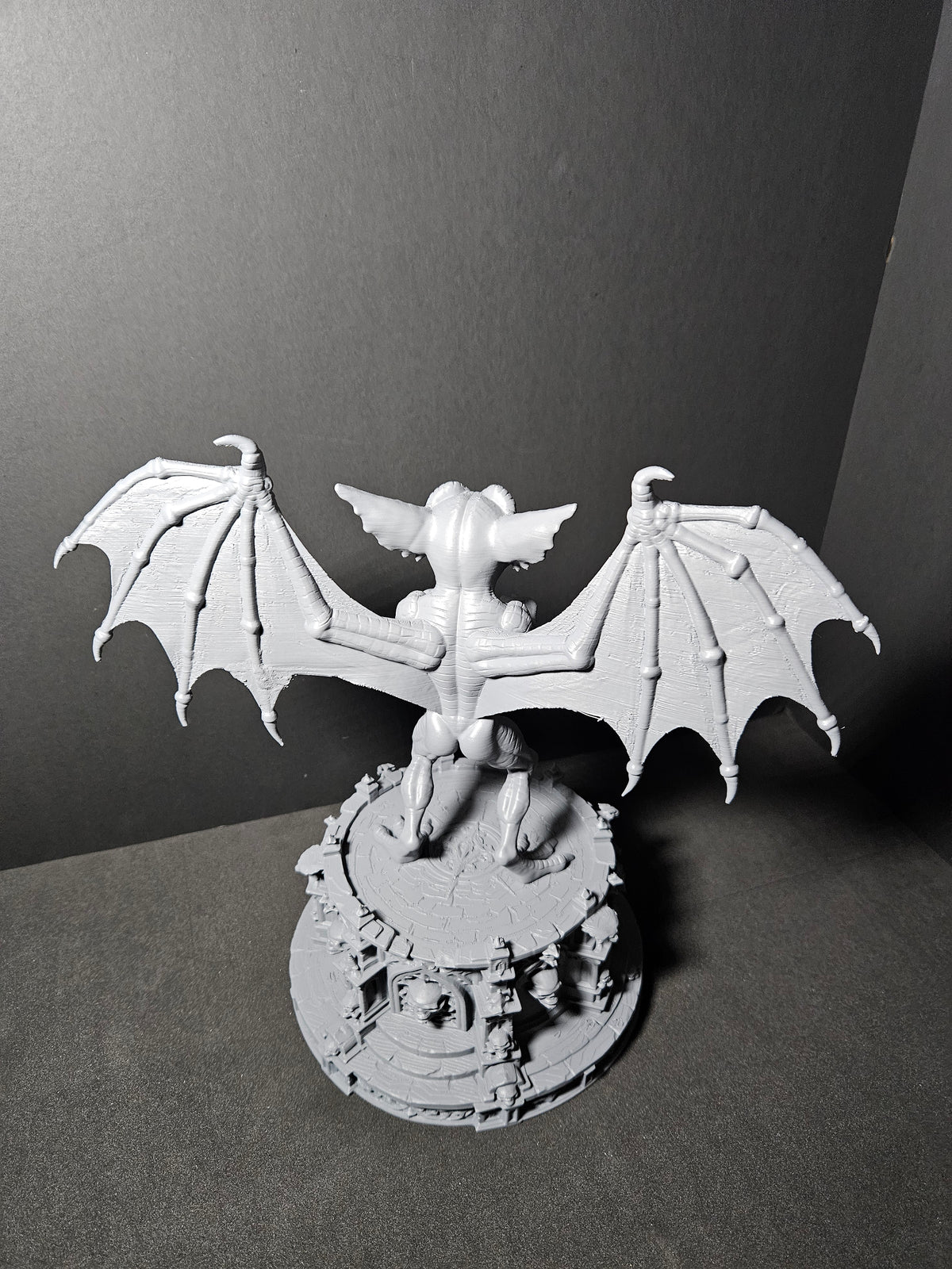 Gargoyle Gremlin 🦇 | Gothic Sculpture – 30cm