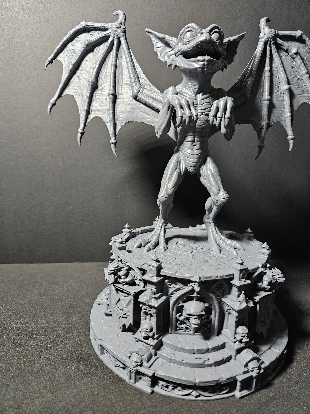 Gargoyle Gremlin 🦇 | Gothic Sculpture – 30cm