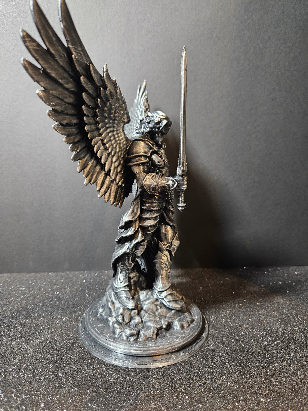 Archangel Michael V8 ⚔️🪽 | Silver & Black Sculpture – 25cm