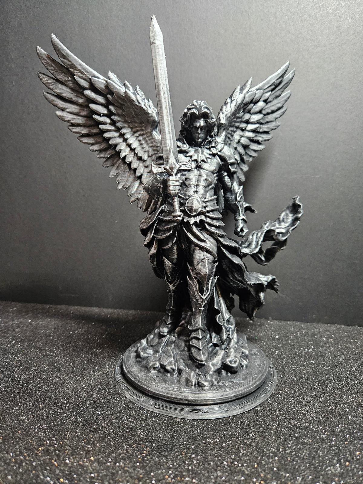 Archangel Michael V8 ⚔️🪽 | Silver & Black Sculpture – 25cm