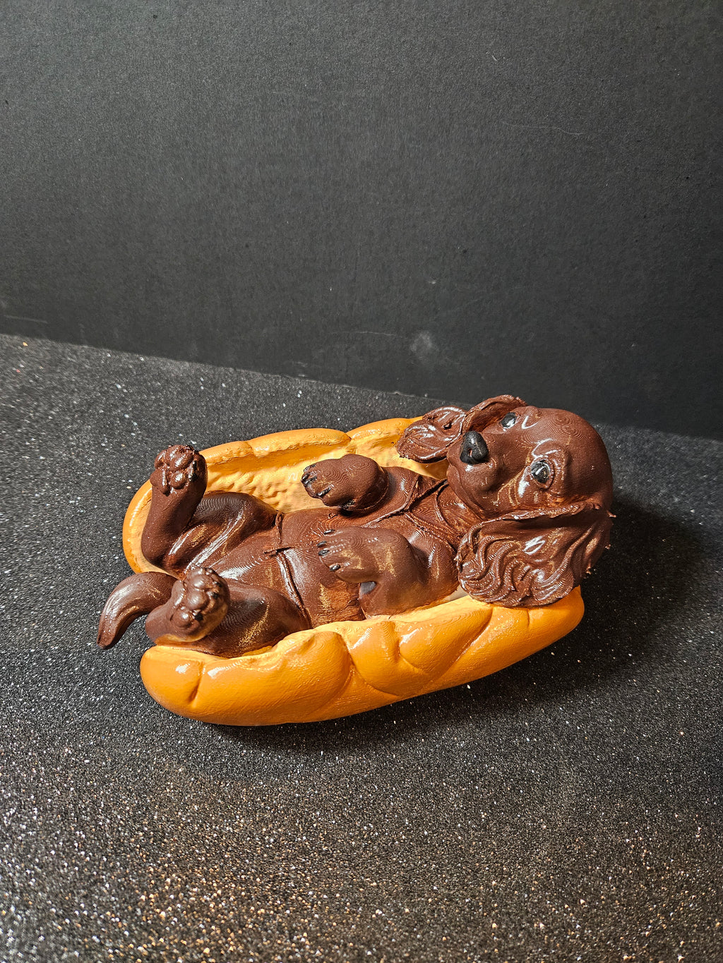 Hot Dog 🌭🐶 | Dachshund Hot Dog Sculpture – 20cm