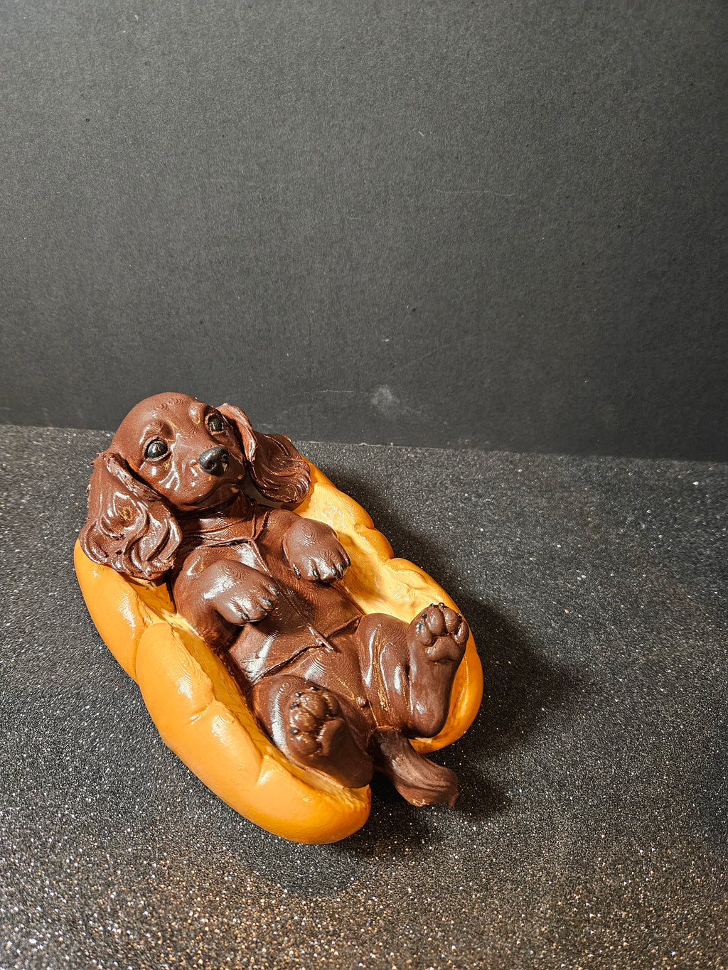 Hot Dog 🌭🐶 | Dachshund Hot Dog Sculpture – 20cm