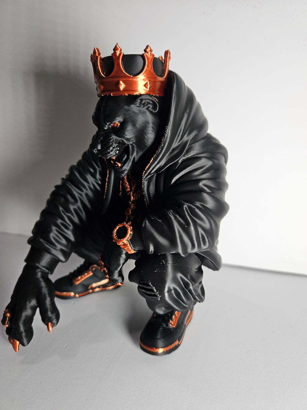 King Claw 👑🐾 | Black Panther Sculpture – 16cm