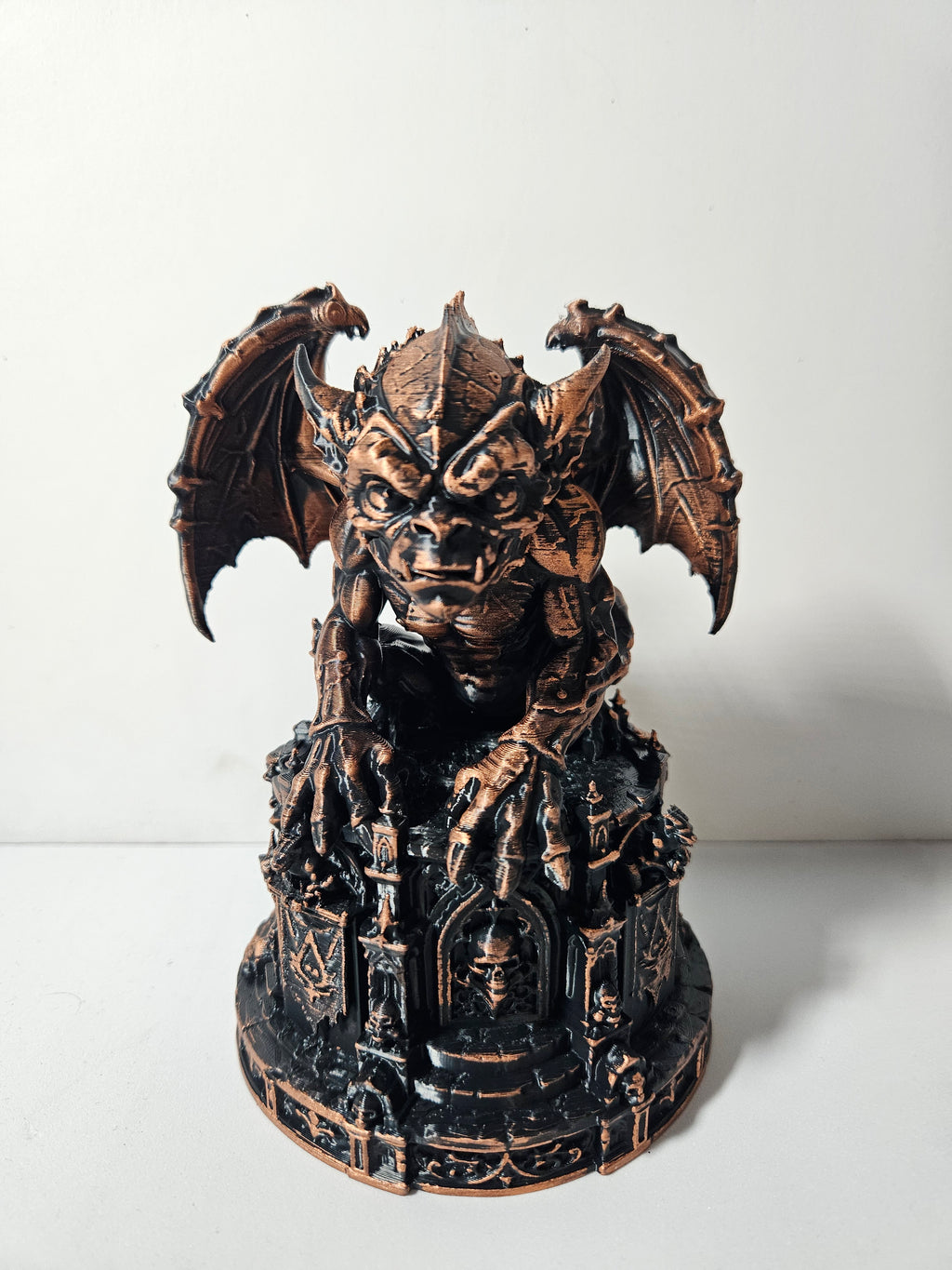 Gothic Guardian – Gargoyle Tower Sculpture
