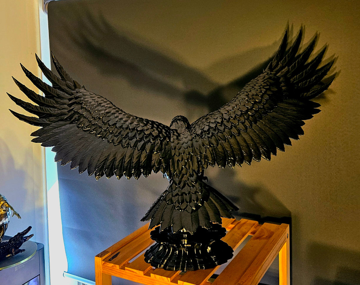 Black Eagle Sculpture – 68cm Wingspan