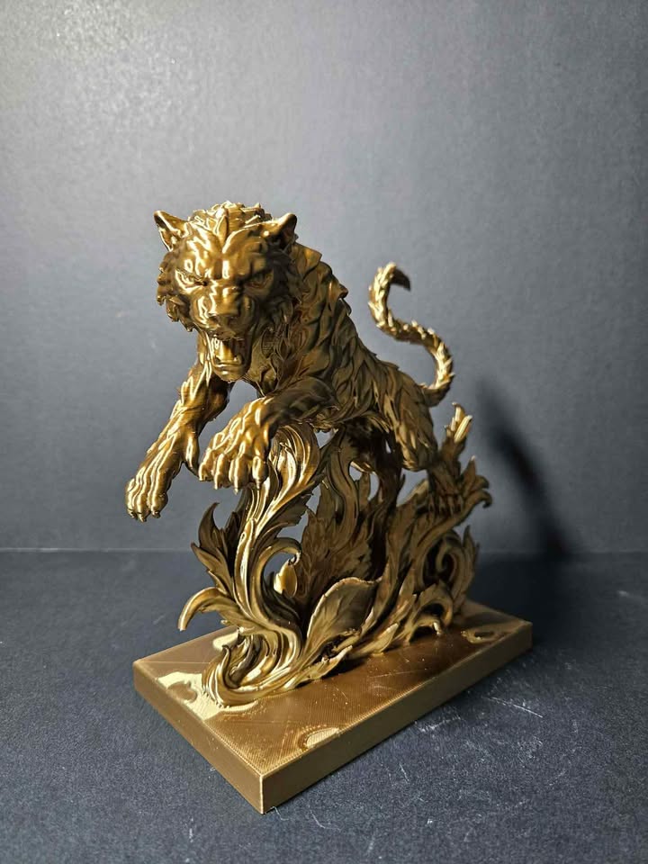 Abstract Tiger – 20cm Height – $55