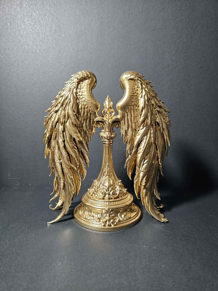 Serendipity Studios Design Sculpture ✨️💛 Angel Wings