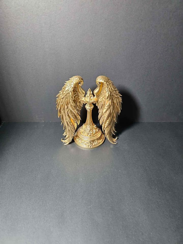 Serendipity Studios Design Sculpture ✨️💛 Angel Wings