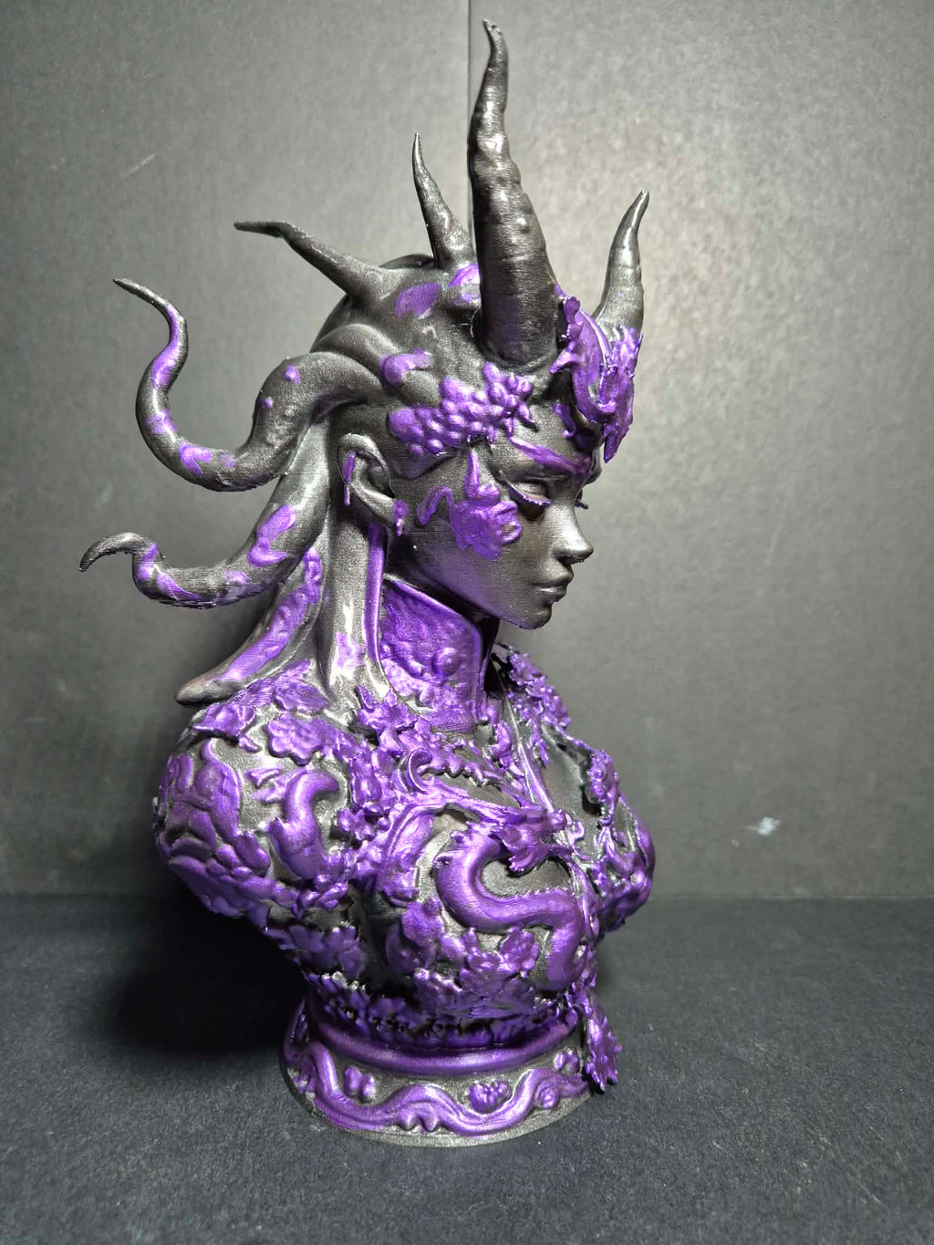 Nyxara – Dark Fantasy Bust Sculpture – 22cm