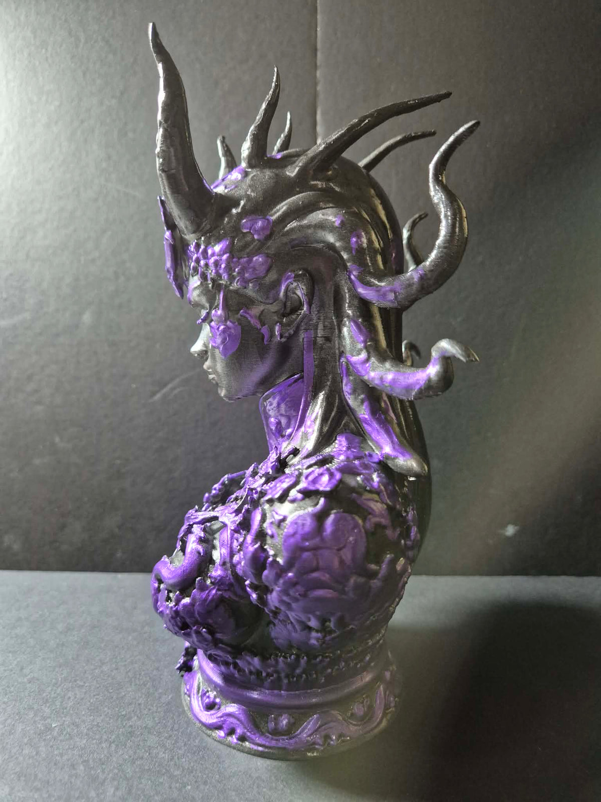 Nyxara – Dark Fantasy Bust Sculpture – 22cm